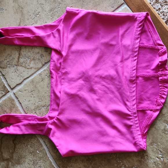 Bundle of 2 tank silky tank tops size womans  small - Picture 6 of 8